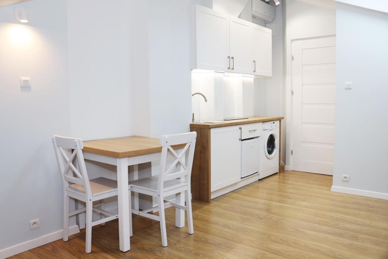 Apartment Listopadowe *